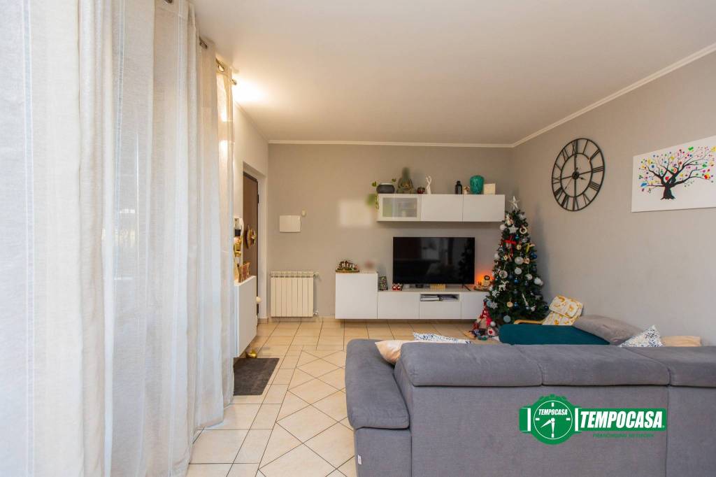 appartamento in vendita a Magnago