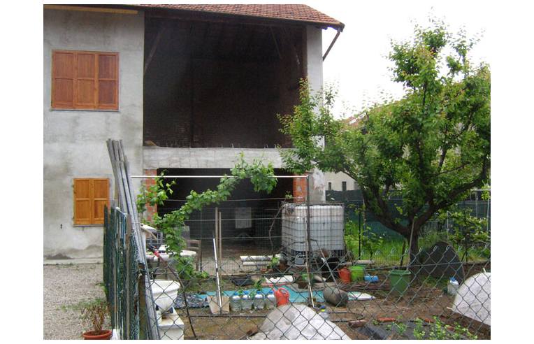 casa indipendente in vendita a Magnago