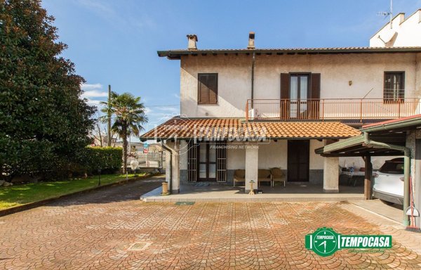 appartamento in vendita a Magnago