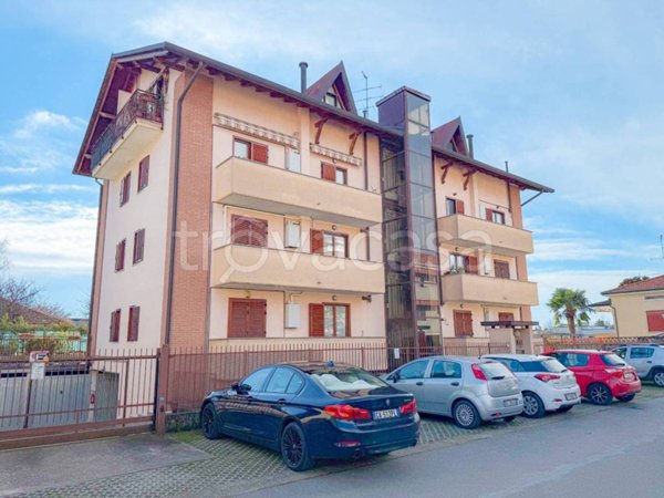 appartamento in vendita a Magnago