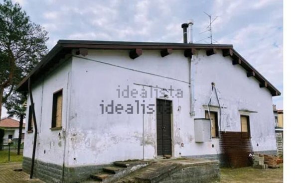 casa indipendente in vendita a Magnago