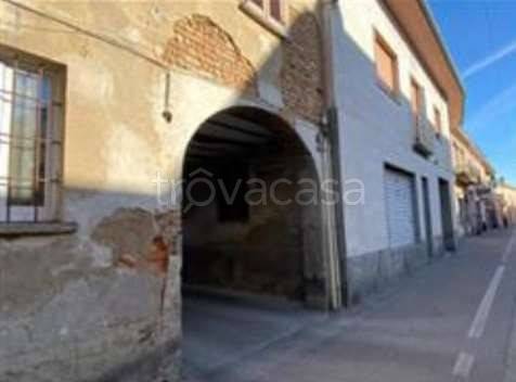 appartamento in vendita a Magnago in zona Bienate