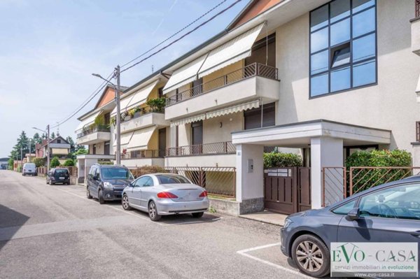 appartamento in vendita a Magnago in zona Bienate