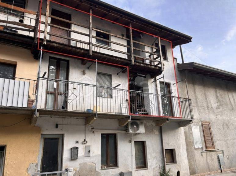 appartamento in vendita a Magnago in zona Bienate