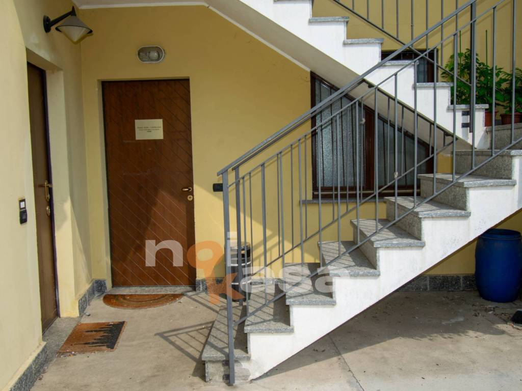 appartamento in vendita a Magnago in zona Bienate