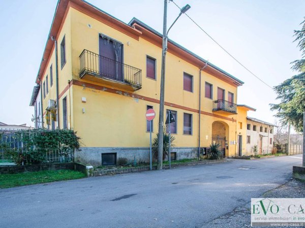 appartamento in vendita a Magnago in zona Bienate