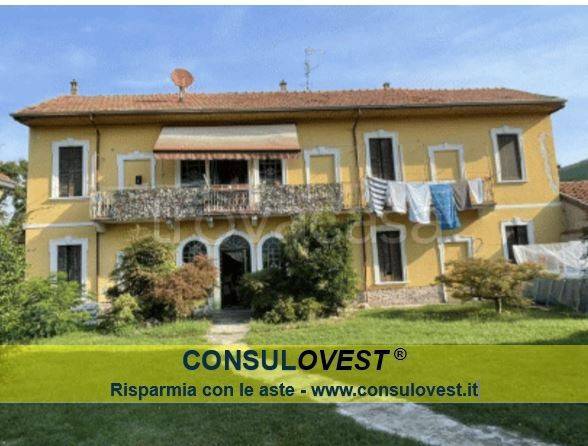 casa indipendente in vendita a Magnago in zona Bienate