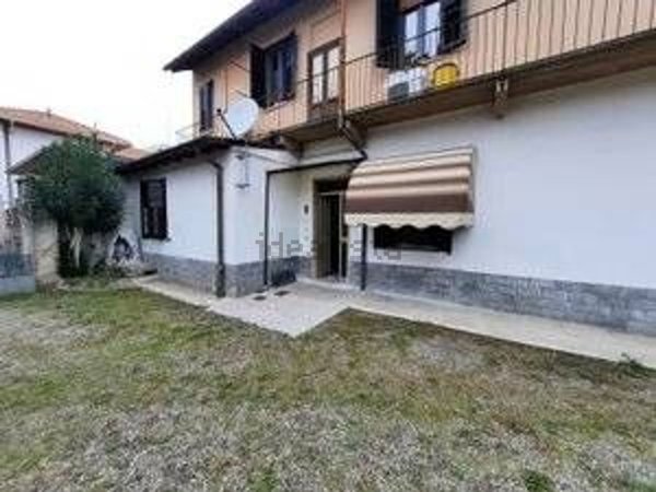 appartamento in vendita a Magnago in zona Bienate