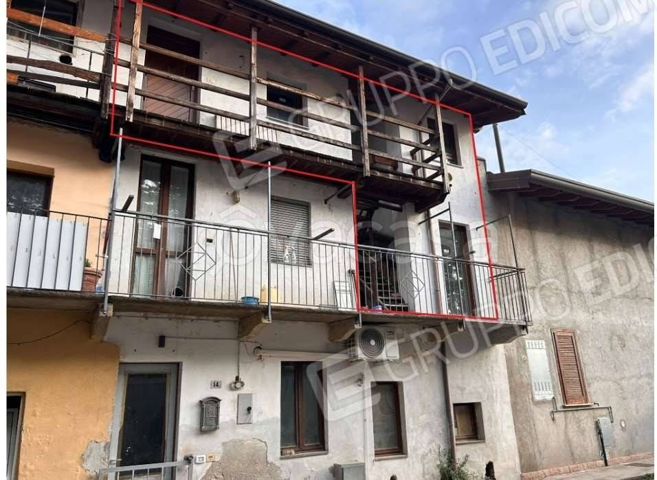 appartamento in vendita a Magnago in zona Bienate