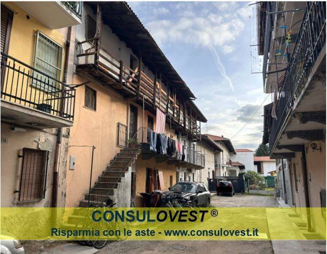 casa indipendente in vendita a Magnago in zona Bienate