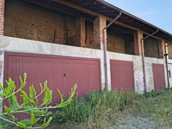 casa indipendente in vendita a Magnago in zona Bienate