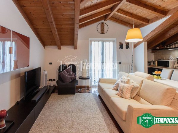 appartamento in vendita a Magnago in zona Bienate
