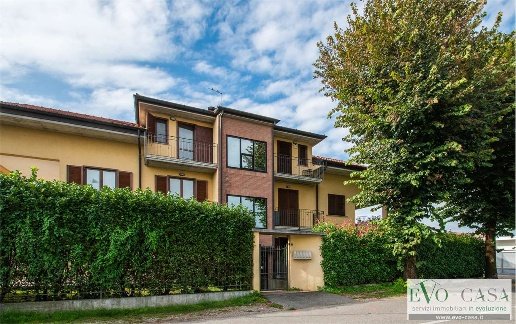 appartamento in vendita a Magnago in zona Bienate