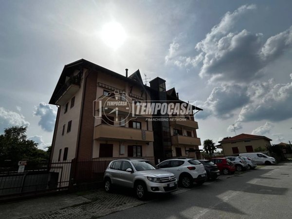 appartamento in vendita a Magnago in zona Bienate