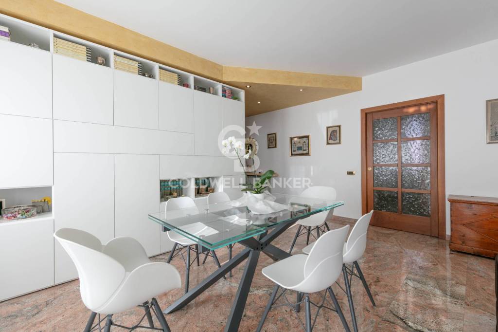 casa indipendente in vendita a Magnago in zona Bienate