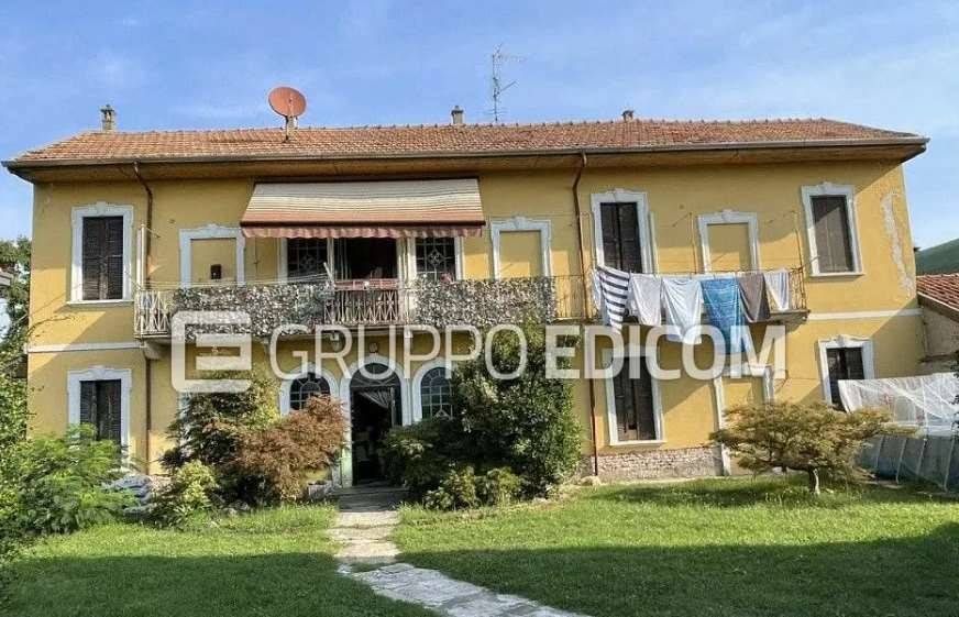 casa indipendente in vendita a Magnago in zona Bienate