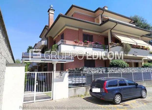 appartamento in vendita a Magnago in zona Bienate