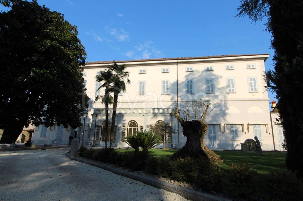 villa in vendita a Marcallo con Casone in zona Marcallo