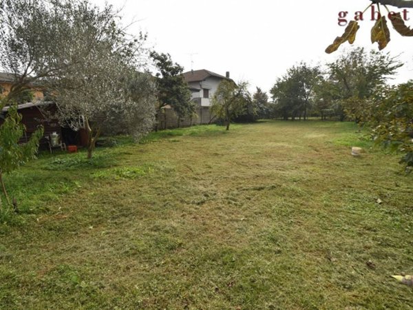 terreno edificabile in vendita a Marcallo con Casone in zona Marcallo
