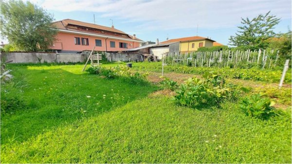 appartamento in vendita a Marcallo con Casone in zona Marcallo