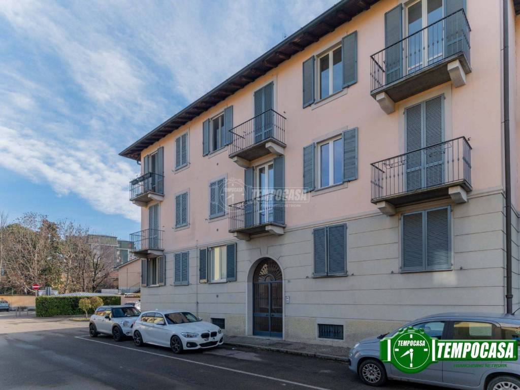 appartamento in vendita a Marcallo con Casone in zona Marcallo