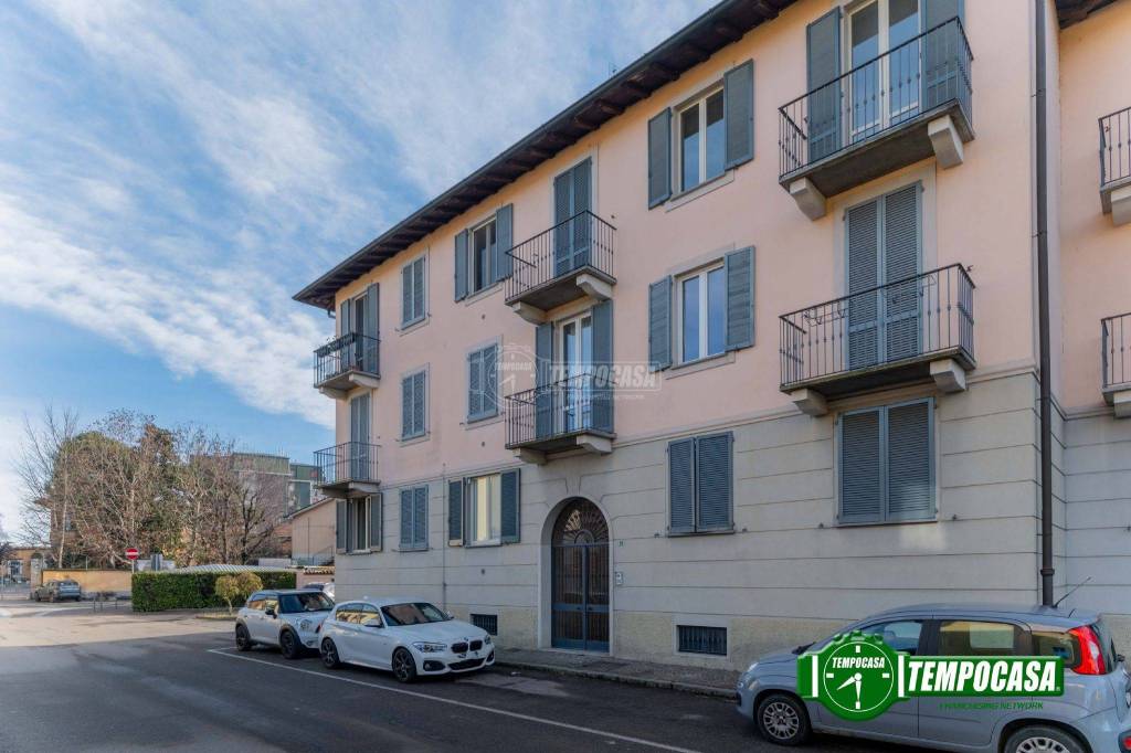 appartamento in vendita a Marcallo con Casone in zona Marcallo