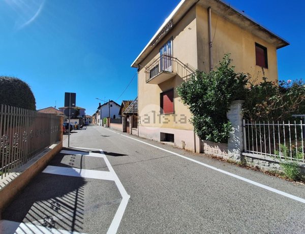 appartamento in vendita a Marcallo con Casone