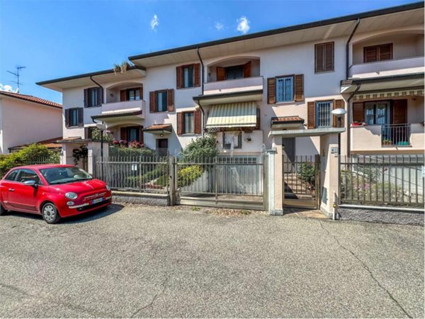 casa indipendente in vendita a Marcallo con Casone in zona Casone