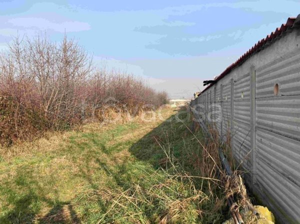 terreno edificabile in vendita a Marcallo con Casone