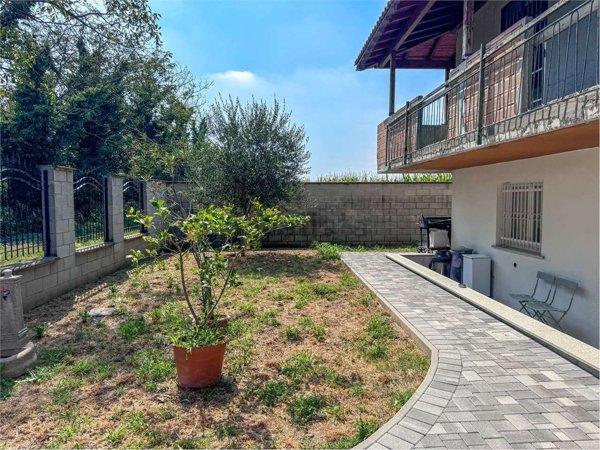 casa indipendente in vendita a Marcallo con Casone in zona Marcallo