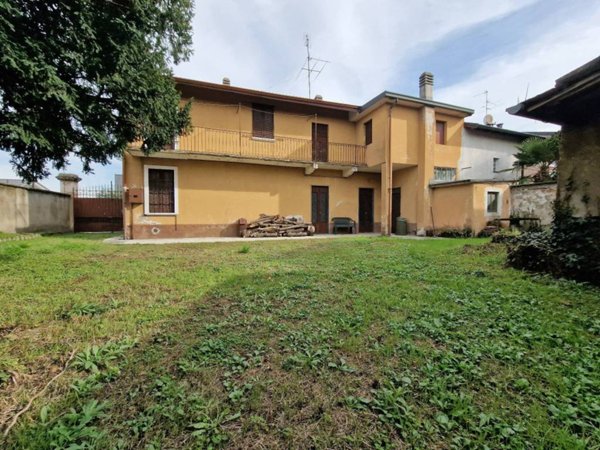 appartamento in vendita a Marcallo con Casone in zona Marcallo