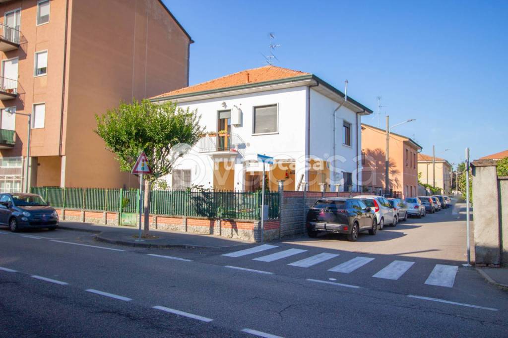 appartamento in vendita a Marcallo con Casone in zona Marcallo