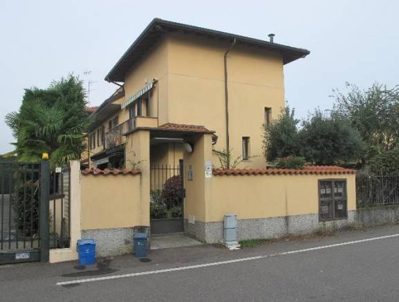 appartamento in vendita a Marcallo con Casone in zona Marcallo
