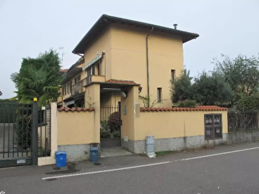 appartamento in vendita a Marcallo con Casone