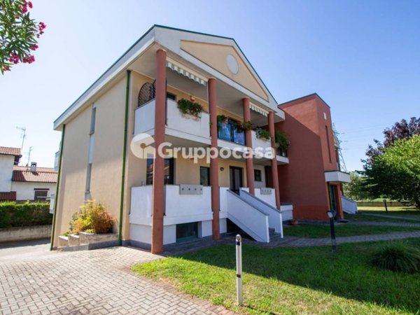 appartamento in vendita a Marcallo con Casone in zona Marcallo