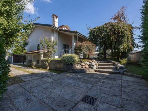 casa indipendente in vendita a Marcallo con Casone in zona Marcallo