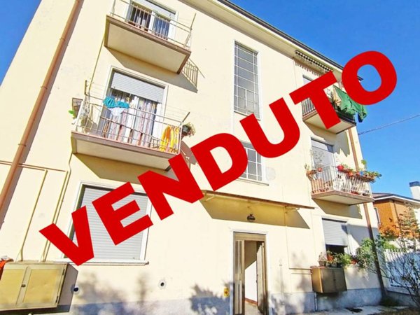 appartamento in vendita a Marcallo con Casone in zona Marcallo