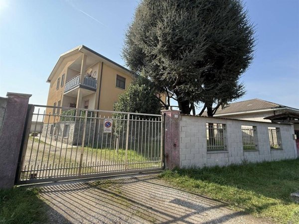 appartamento in vendita a Marcallo con Casone in zona Marcallo