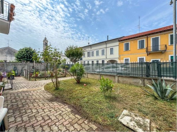 appartamento in vendita a Marcallo con Casone in zona Marcallo