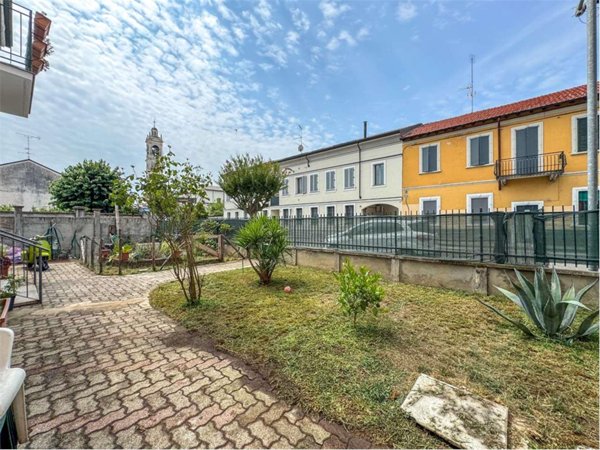 appartamento in vendita a Marcallo con Casone in zona Marcallo