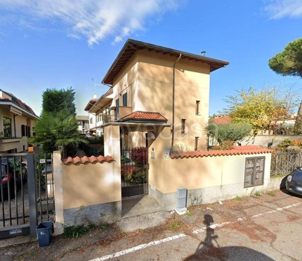 appartamento in vendita a Marcallo con Casone in zona Marcallo