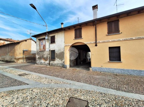 casa indipendente in vendita a Marcallo con Casone in zona Casone