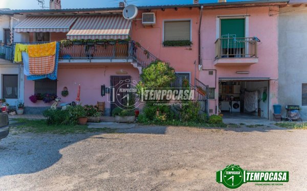 appartamento in vendita a Marcallo con Casone in zona Marcallo