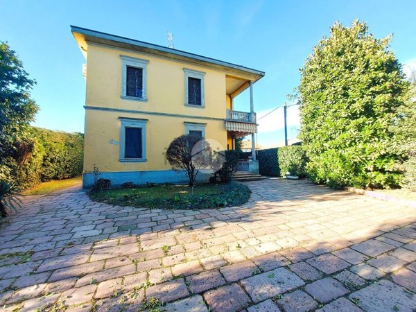 casa indipendente in vendita a Marcallo con Casone