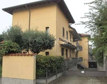 appartamento in vendita a Marcallo con Casone in zona Marcallo