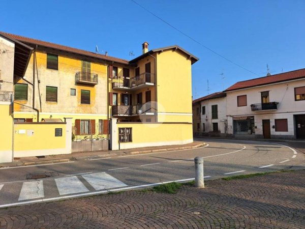 appartamento in vendita a Marcallo con Casone in zona Marcallo