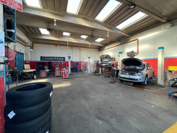 locale commerciale in vendita a Marcallo con Casone in zona Marcallo