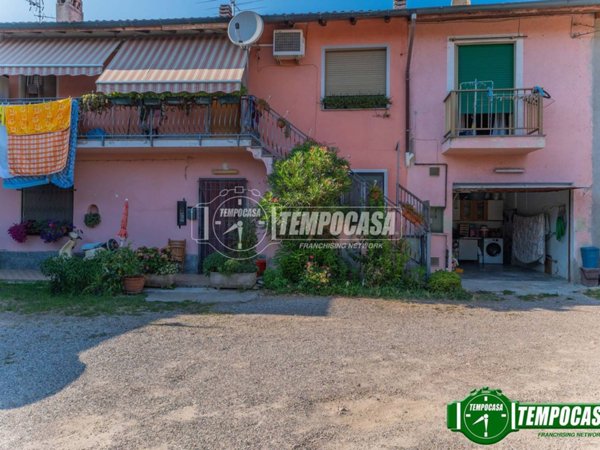 casa indipendente in vendita a Marcallo con Casone in zona Casone