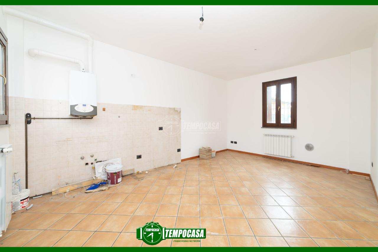 appartamento in vendita a Masate