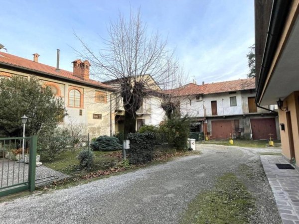 appartamento in vendita a Masate